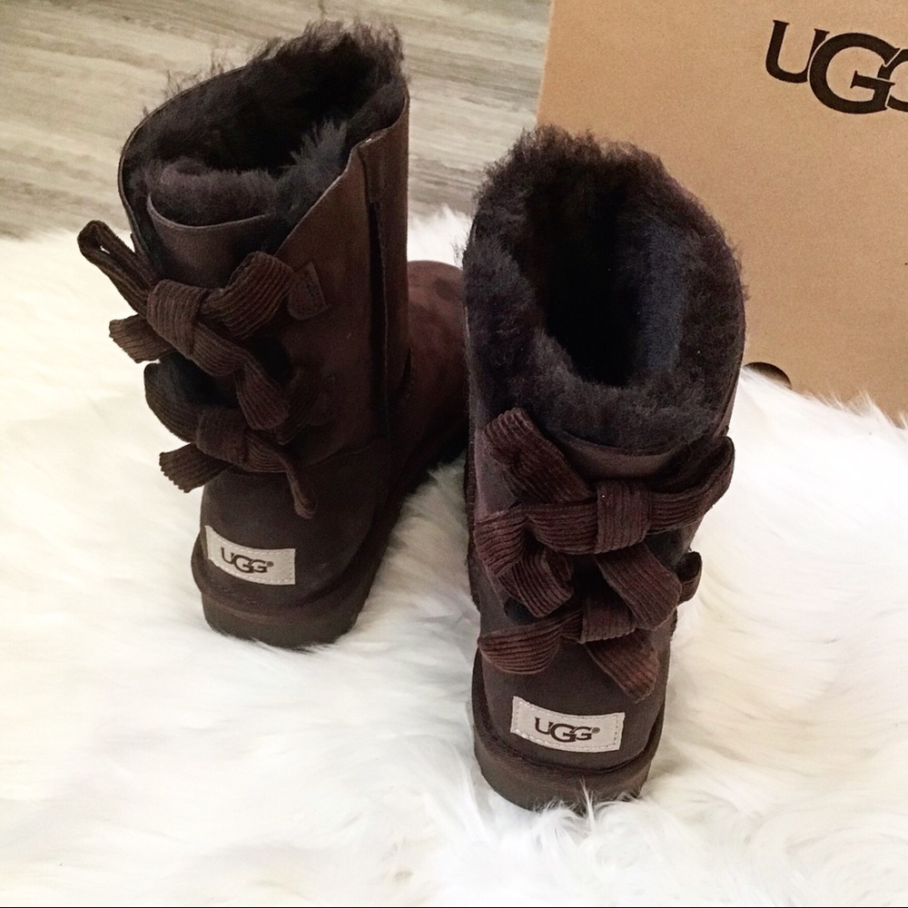 UGG Bailey Twinface Bow Back Boots - Choco - Picture 3 of 5